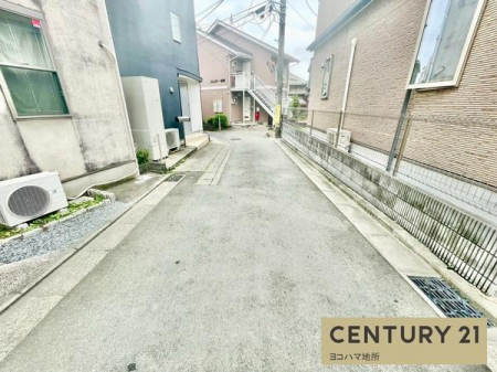 その他現地　-