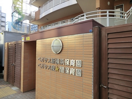 ���ӊ��@-