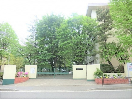 ���ӊ��@-