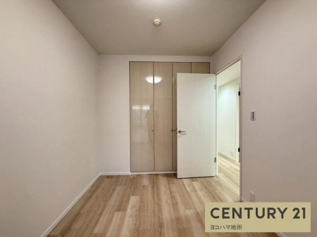 �q�������@-