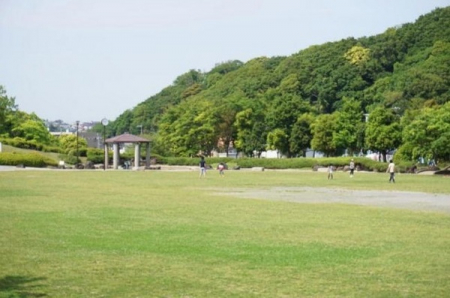 ���ӊ��@-