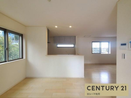 ���r���O�@�S�ʍ̌��Ŗ��邭�����������LDK