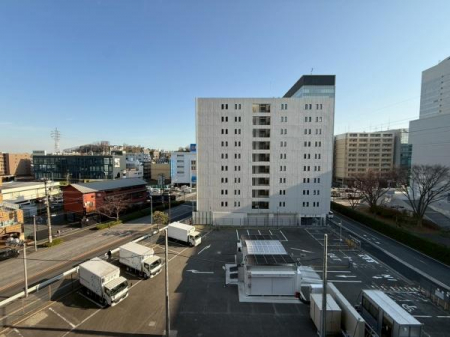 �Z�˂���̒��]�ʐ^�@-