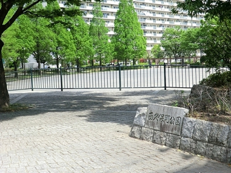 ���ӊ��@-