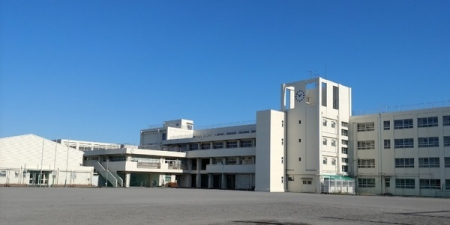 ���ӊ��@-