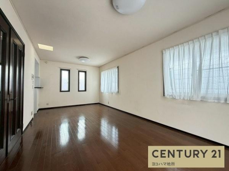 ���r���O�@-