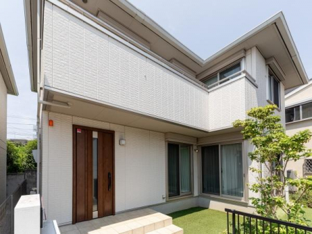 ���n�O�ώʐ^�@2018�N�V���z���Y��ȓ@��B
�w�A�����A�X�[�p�[���߂��ɑ����Z���ǍD�ȗ��n�B���֐���ۂ��A���������̂��郌�W�f���X�G���A�B