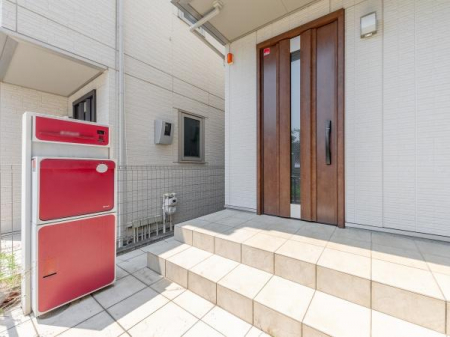 ���ց@�I�V�����ȐԂ���z�{�b�N�X