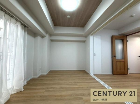 ���r���O�@-