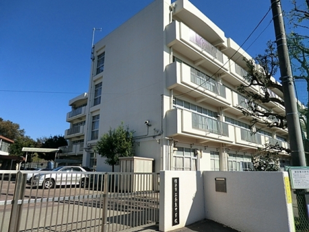 ���ӊ��@-